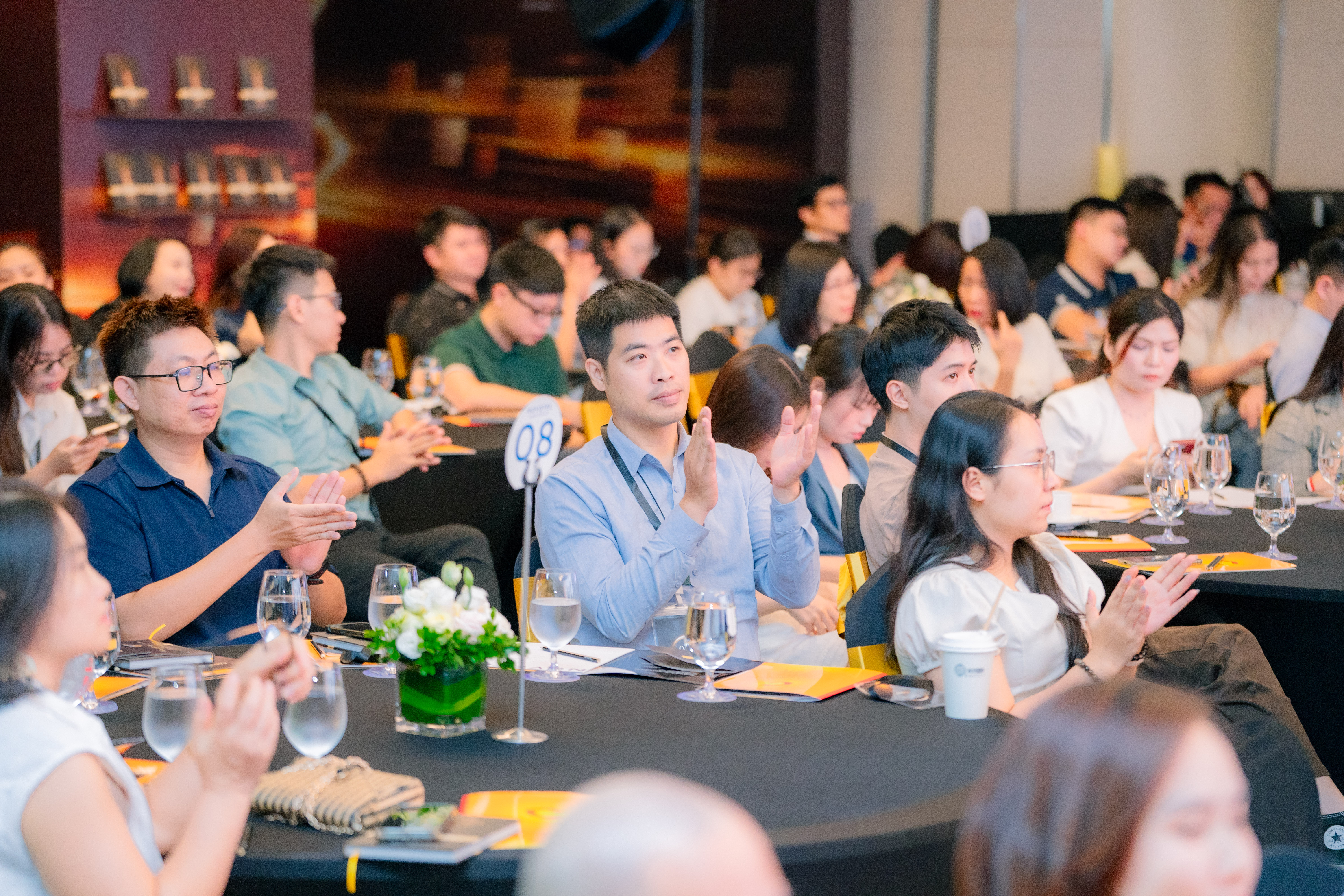 Từ hiển thị đến được ghi nhớ: Thay đổi mạnh mẽ của ng&agrave;nh quảng c&aacute;o