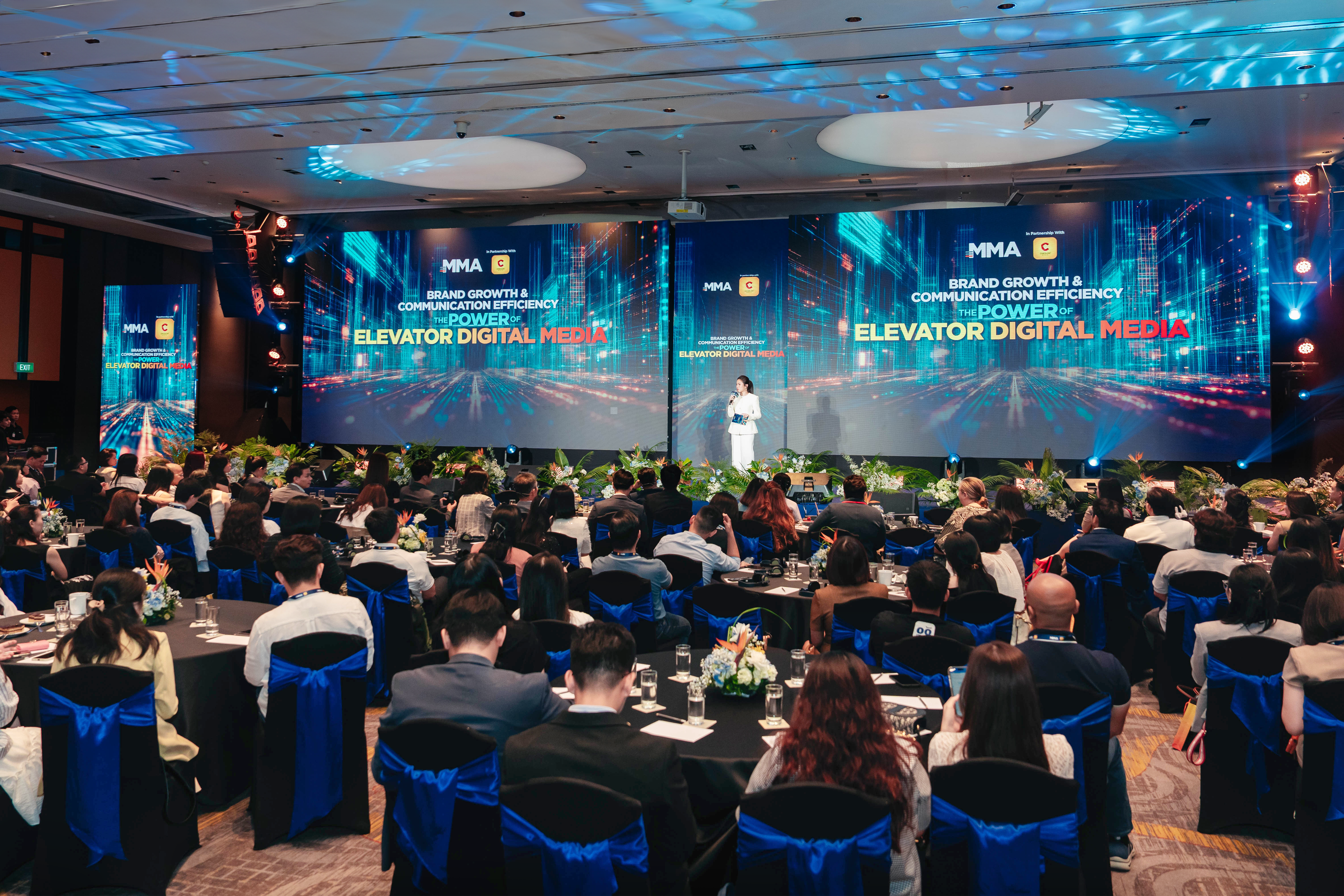 Toàn cảnh sự kiện