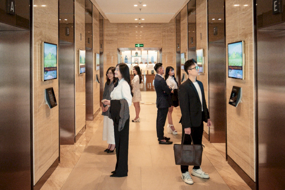 Chicilon Digital Media giữ vị trí dẫn đầu với hệ thống màn hình quảng cáo phủ sóng toàn quốc.