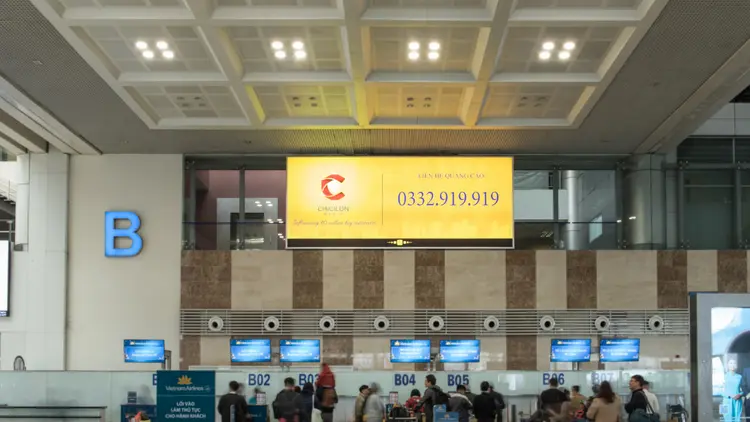 Người chờ tại bệnh viện, sân bay có thời gian tiếp nhận nội dung quảng cáo lâu hơn.