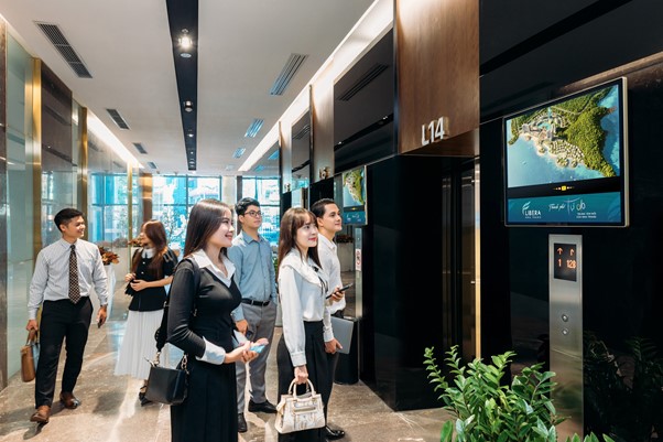 Chicilon Media tự hào là đơn vị dẫn đầu, kiến tạo nên những chiến dịch quảng cáo DOOH đột phá tại Việt Nam