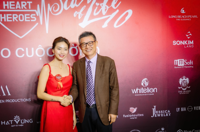 the "Scar of Life 10" charity gala