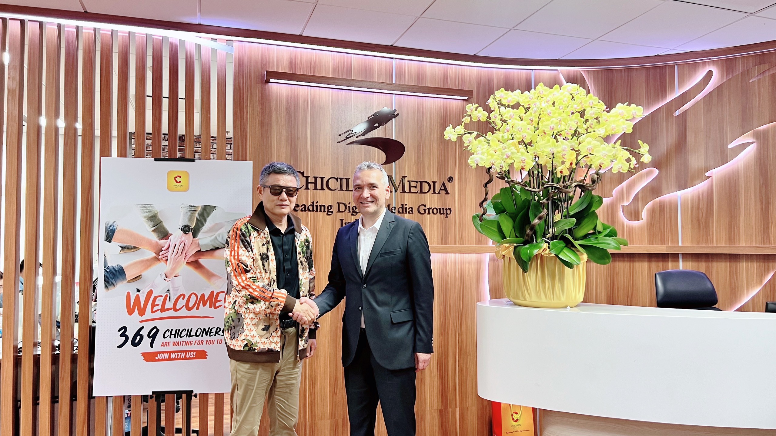 Lãnh đạo cấp cao TNS thăm văn phòng Chicilon Media