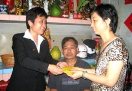 Công ty Thiên Hy Long quyên góp giúp đỡ người dân có hoàn cảnh khó khăn