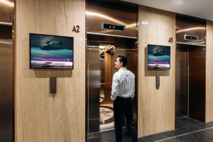 trong-thoi-dai-quang-cao-tran-lan-duoc-nhin-thay-moi-thuc-su-la-dieu-xa-xi